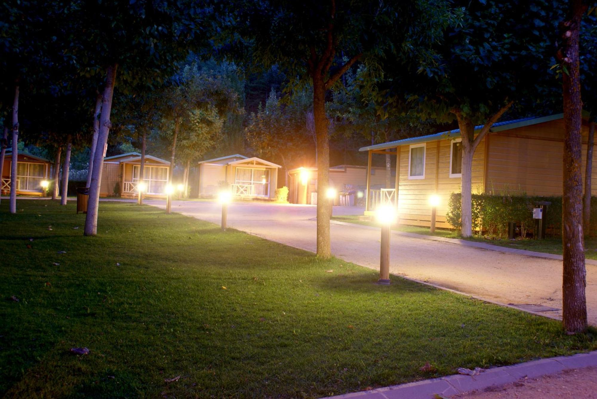 מלון Albanya Camping Bassegoda Park מראה חיצוני תמונה