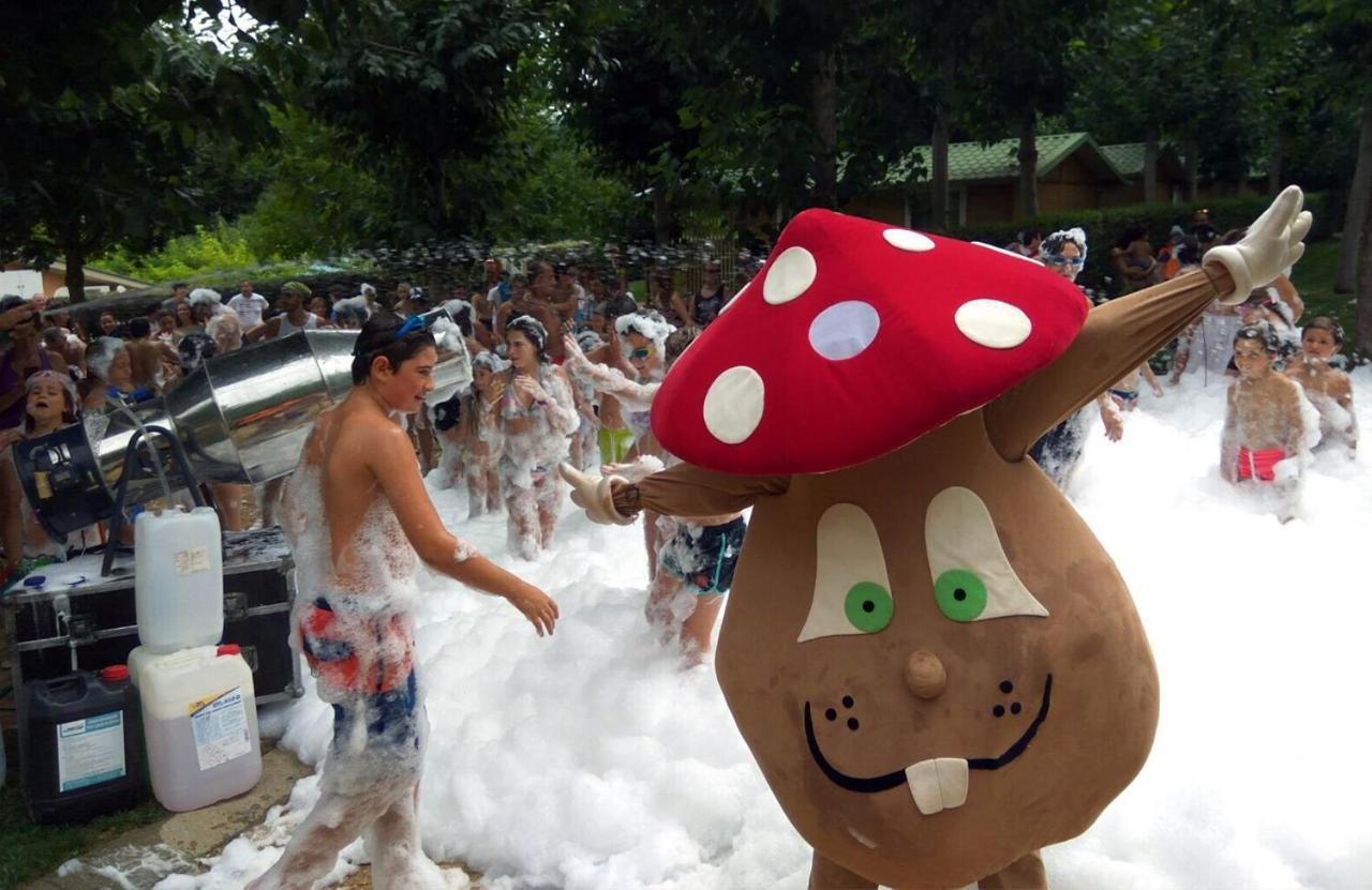 מלון Albanya Camping Bassegoda Park מראה חיצוני תמונה